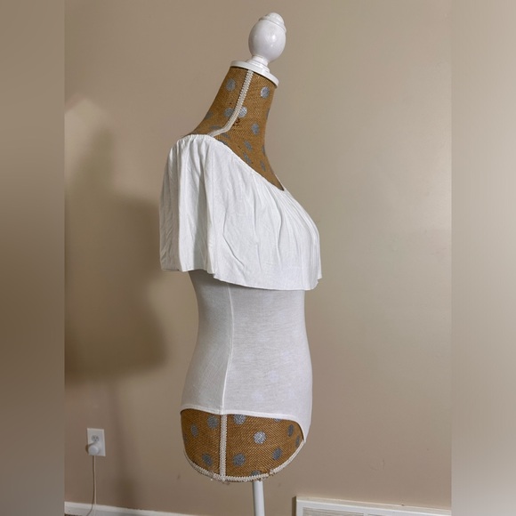 Fashion Nova Off The Shoulder Ruffle Bodysuit - Picture 3 of 8